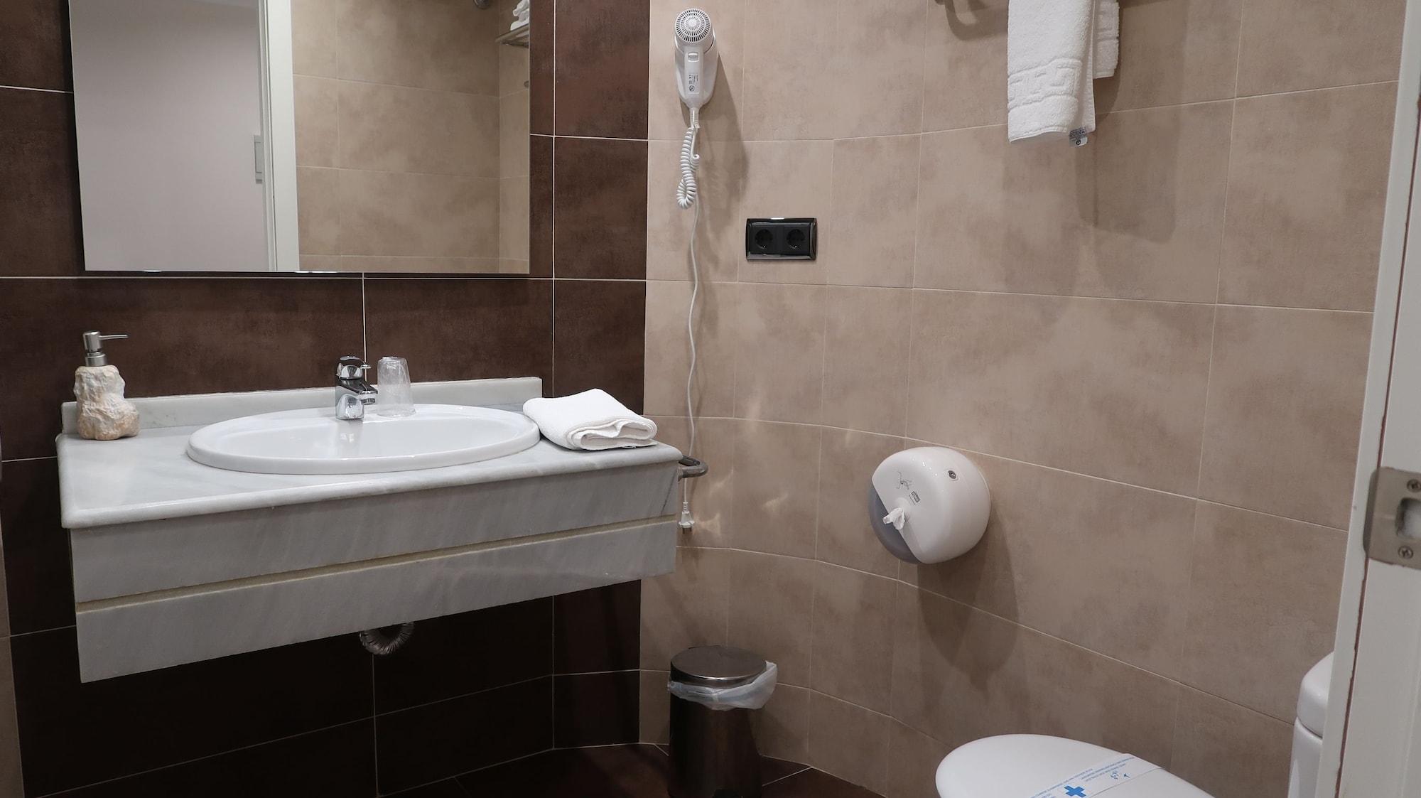 Hotel Teruel Plaza المظهر الخارجي الصورة